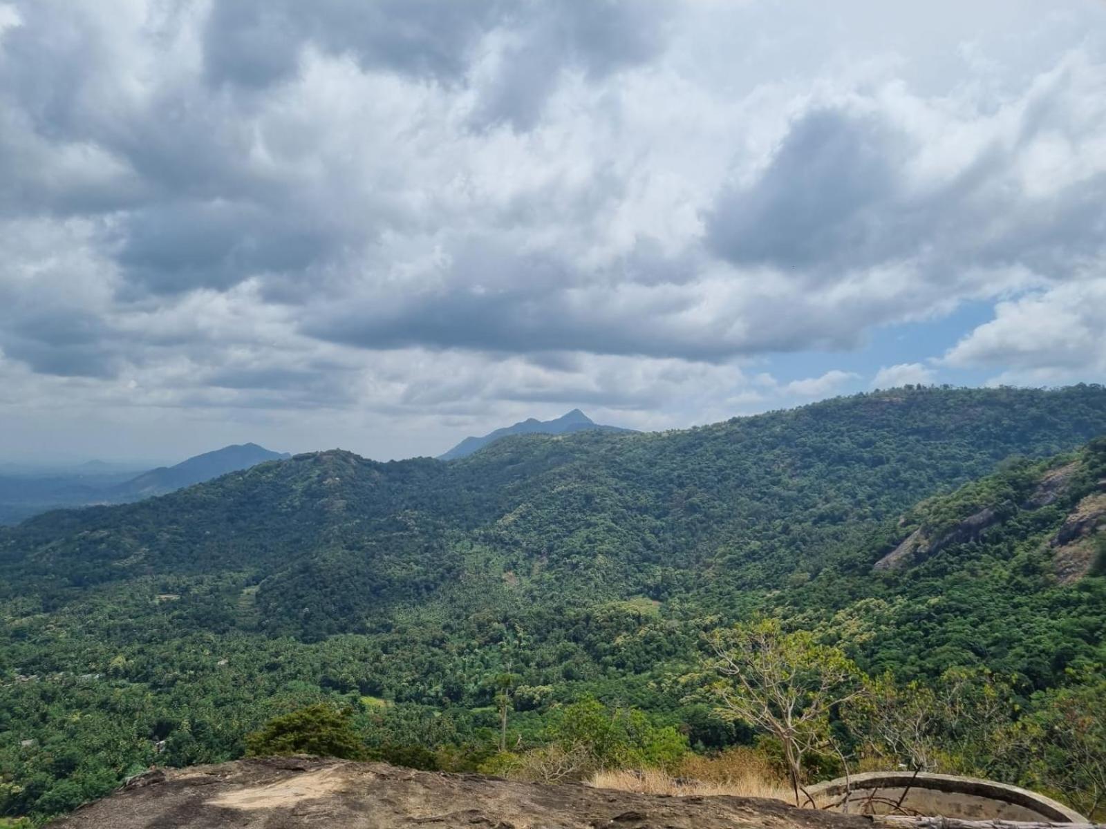 Silver Hill Ecovillage Kurunegala Exterior photo