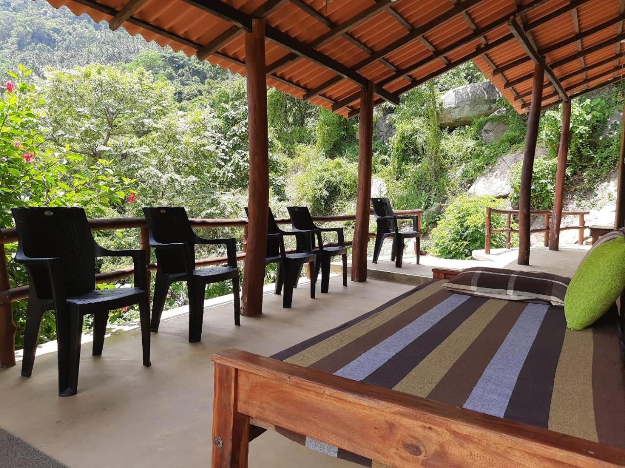 Silver Hill Ecovillage Kurunegala Exterior photo